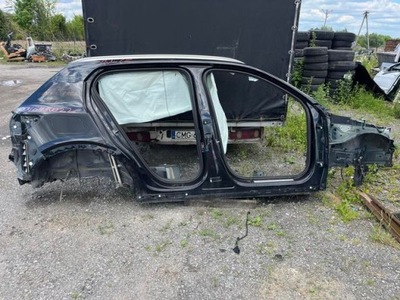 Volvo xc40 крыло правый задняя порог 717 фото №1