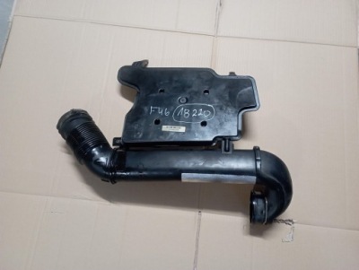 Bmw f46 2.0 d труба воздухозаборник резонатор воздуха 8580237 8511377 фото №1