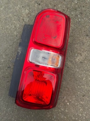 Лампа правая задняя jumpy iii expert iv proace vivaro c фото №1