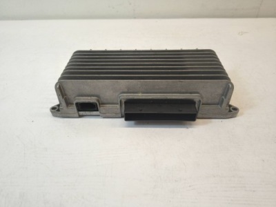 Audi q7 i підсилювач радіо 4l0910223e фото №1