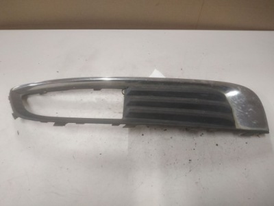 Решітка протитуманної фари перед сторона права opel insignia a фото №1