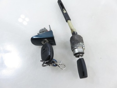 Вкладка капот двері ford focus mk2 фото №1