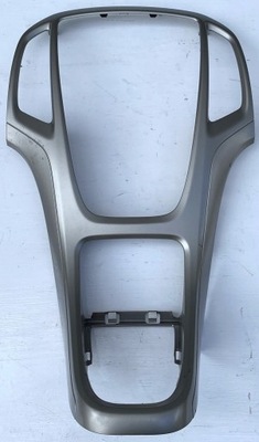 Opel astra j 11 r рамка защита средняя приборная панель фото №1