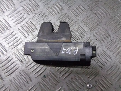 Замок кришки багажника peugeot 307 sw фото №1