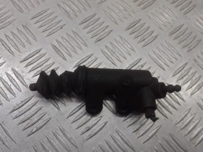 Помпа зчеплення toyota corolla e11 1.6 фото №1