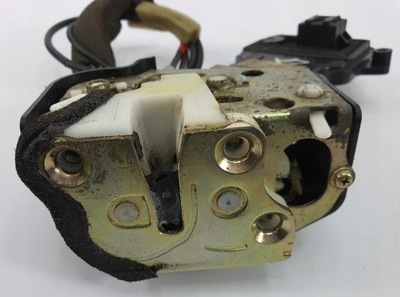 Замок двері задній лівий задня mazda 6 i gg фото №1