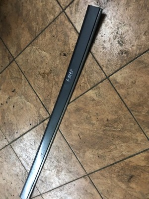 Молдинг двері правий перед volvo s80 фото №1