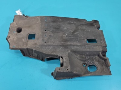 Защита заглушка пластик toyota corolla e21 19- 57628-02170 фото №1