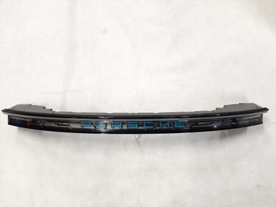 Porsche taycan лампа задня середня led 9j0945082h фото №1