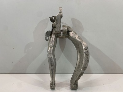 Volvo xc60 ii кронштейн вилка амортизатора левый перед 31881983 фото №1