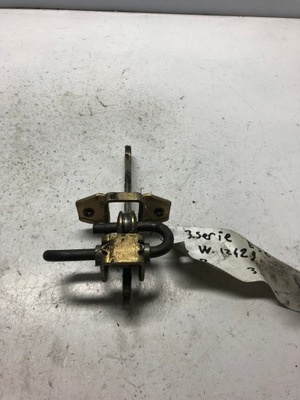 Замок двері bmw 8188848 фото №1