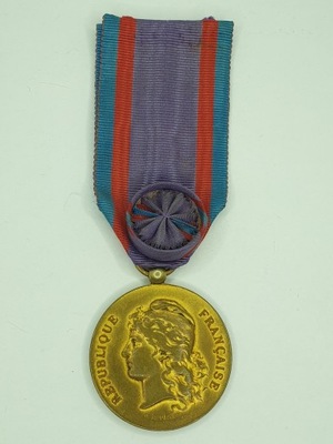 Francja Medal Honorowy Akademickiego Towarzystwa Historii Międzynarodowej