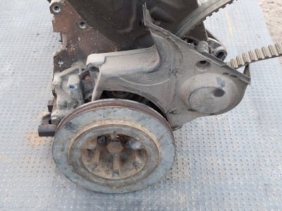 Блок двигуна wał поршні vw transporter t4 2.4 d aab фото №1