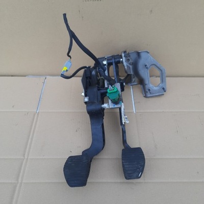 Педали тормоза сцепления peugeot 208 12- фото №1