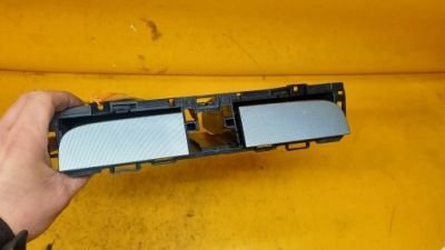 Бардачок vw.passat b7 05-10r 3c0858407 фото №1