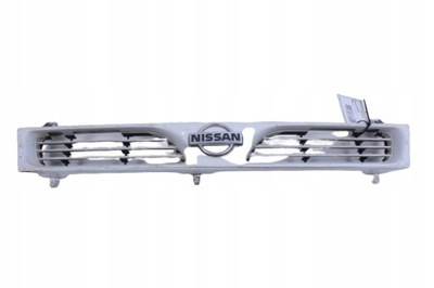Решітка радіатора решітка радіатора бампера перед nissan sunny фото №1