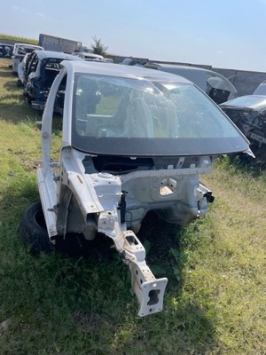 Чверть права перед skoda fabia iv 4 21r. фото №1