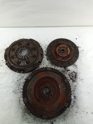 I573 повний зчеплення vivaro 1.9 324034410 фото №1