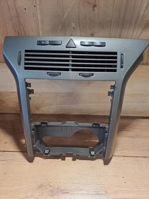 Ґрати обдув рамка радіо opel astra h 331985437 фото №1