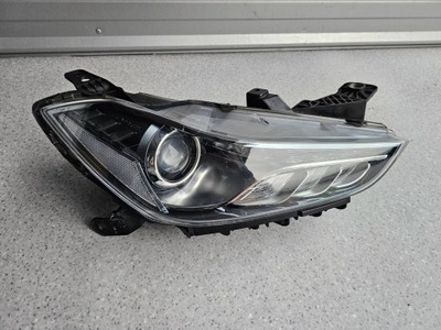 Maserati ghibli m 157 ксенон правый некорректируемый фото №1