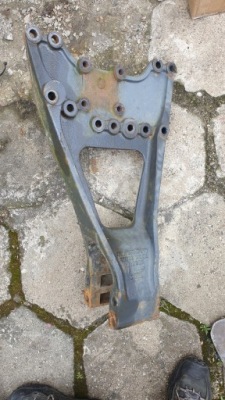 Actros mp3 mp2 axor кронштейн кронштейн стабилизатора рамы 9423252509 фото №1