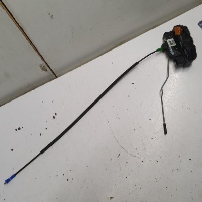 Замок дверь правый opel adam фото №1