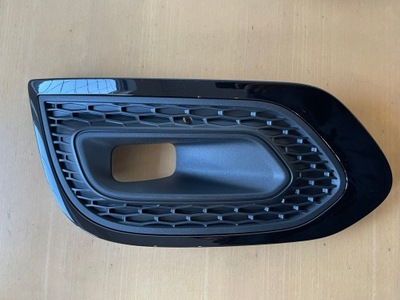 Решітка бампера kadjar lift ліва фото №1