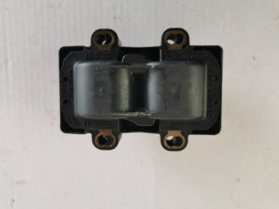 Dacia logan 1 i 1.4 8v катушка зажигания 7700873701 фото №1