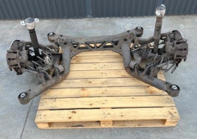 Комплектная задняя балка подрамник oś audi a4 b8 sedan 2.0tdi 8k0505235al фото №1