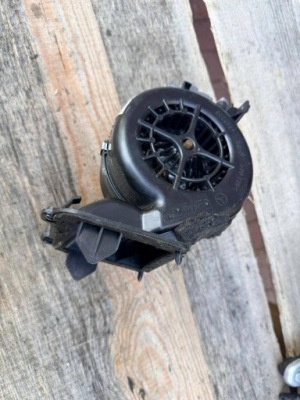 Mercedes воздуходувка вентилятор обдув задний  a2038300308 фото №1