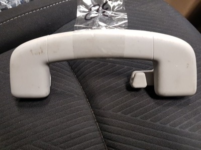 Ручка кронштейн стельовий vw t-roc 2g0857643 фото №1