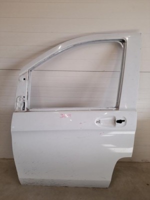 Двері ліва передні mercedes v-klasa w447 фото №1