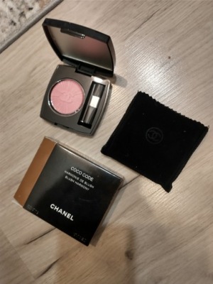 Nowy róż do policzków Chanel paleta