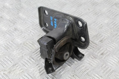 Кронштейн подушка двигателя toyota verso фото №1