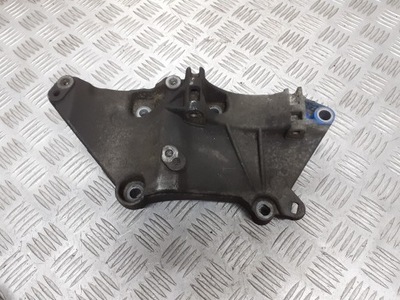 Кронштейн кронштейн генератора scenic ii 1.9 dci фото №1