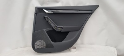 Skoda octavia iii rs обшивка двері задня p карбон фото №1