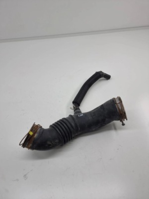 Труба шланг патрубок повітря lexus ux 2021 оригінальний номер фото №1