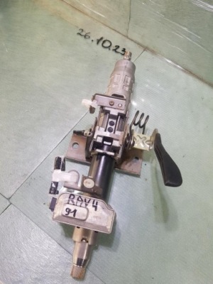 Колонка рулевая toyota rav4 v 45020-33-12 фото №1