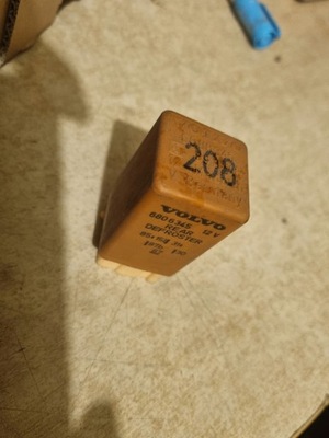 Реле volvo 850 208 6806345 фото №1