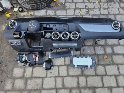 Панель  подушка безопасности ремни комплект mercedes gla 247 набор amg фото №1