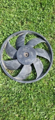 Ford fiesta mk7 вентилятор радіатора 1.25 16v m142819 фото №1