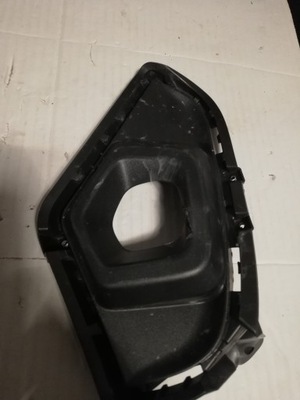 Рамка решётка противотуманной фары правая toyota rav 4 22-23 фото №1