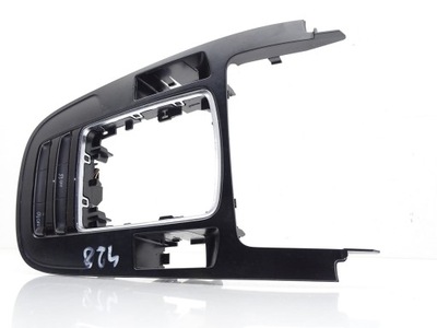 Рамка захист домкрата audi a4 b8 8k0864261f фото №1