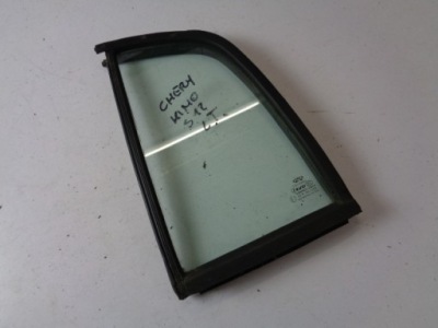 Скло скло двері лівий задня chery kimo s12 фото №1