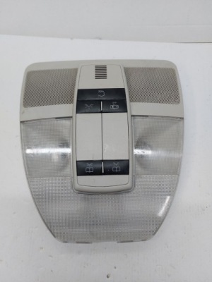 Лампа стельовий mercedes a-klasa w169 a1698206001 фото №1