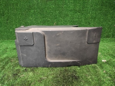 Opel insinia рестайлинг  корпус аккумулятор фото №1