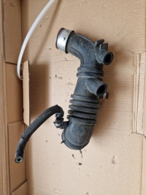 Audi a3 8l 1.8t aum шланг воздуха турбонагнетателя фото №1