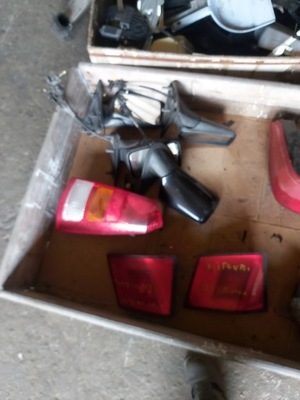 Лампа задняя mitsubishi carisma фото №1