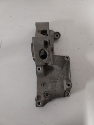 Кронштейн генератора 1.4 tdi vw seat skoda audi фото №1