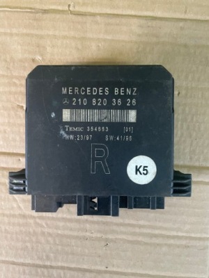 Mercedes e klasa w210 модуль дверь правый перед фото №1